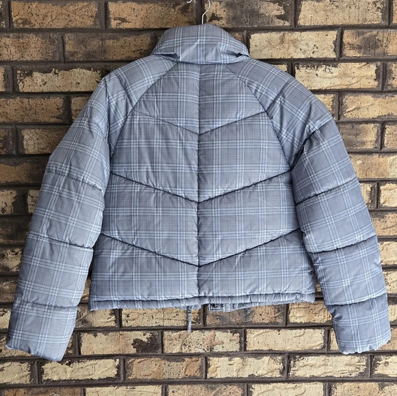 NWOT Aeropostal waist length puffer jacket - Picture 2 of 6